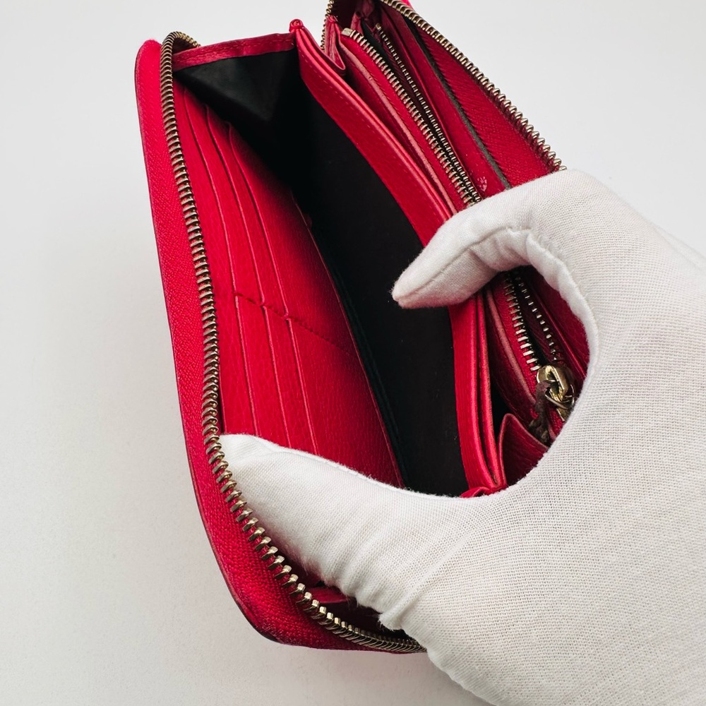 Gucci Large Interlocking G Zip Around Waller - image 8